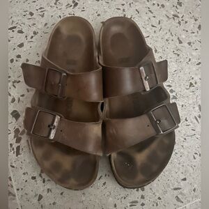Birkenstock Arizona. Tobacco.
